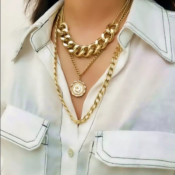 Jewelry - 3/$30 Thick Chain Gold Cuban Link Necklace Choker